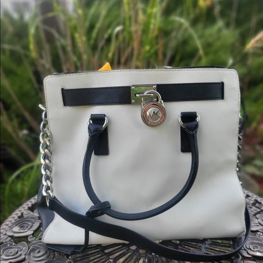 MK authentic bag! Like new.